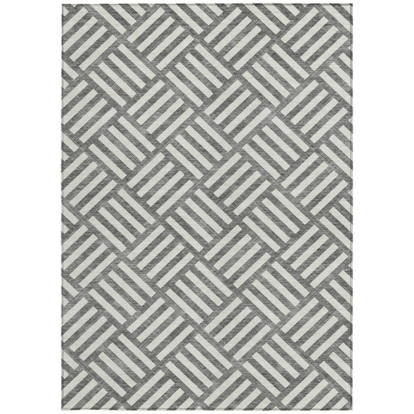 Homeroots 3' Artichoke Green Geometric Washable Area Rug - Stylish Indoor/Outdoor Design For Any Space 10' X 14' Polyester 578735
