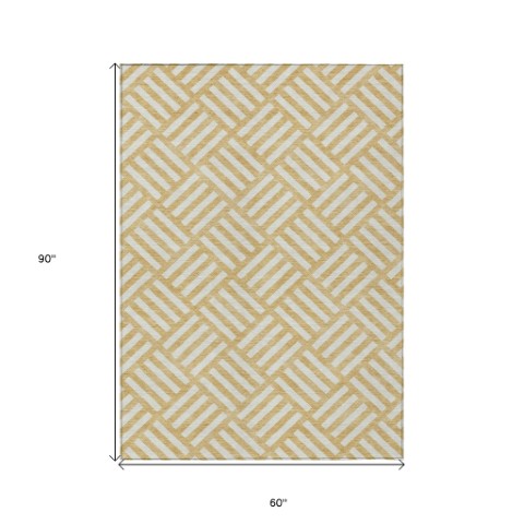 Homeroots 3' Artichoke Green Geometric Washable Area Rug - Stylish Indoor/Outdoor Design For Any Space 5' X 8' Polyester 578737