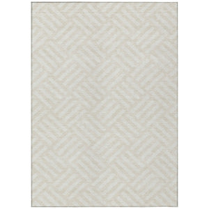 HomeRoots 5' Ivory and Beige Geometric Area Rug – Durable, Washable, Indoor/Outdoor Style for Any Space 5' X 8' 578755
