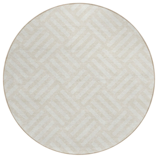 HomeRoots 5' Ivory and Beige Geometric Area Rug – Durable, Washable, Indoor/Outdoor Style for Any Space 8' Round 578756