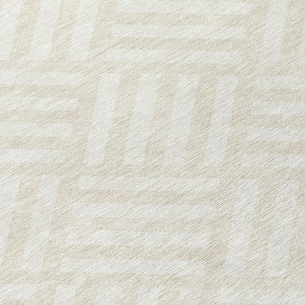 Homeroots 3' Artichoke Green Geometric Washable Area Rug - Stylish Indoor/Outdoor Design For Any Space 8' Round Polyester 578756