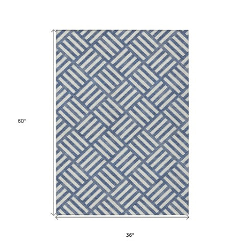 Homeroots 3' Artichoke Green Geometric Washable Area Rug - Stylish Indoor/Outdoor Design For Any Space 3' X 5' Polyester 578772