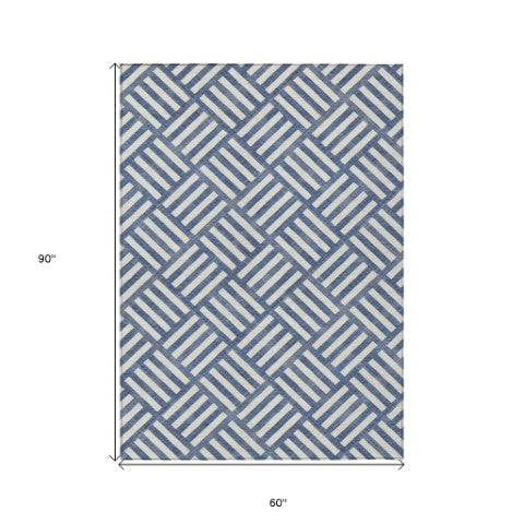 Homeroots 3' Artichoke Green Geometric Washable Area Rug - Stylish Indoor/Outdoor Design For Any Space 5' X 8' Polyester 578773