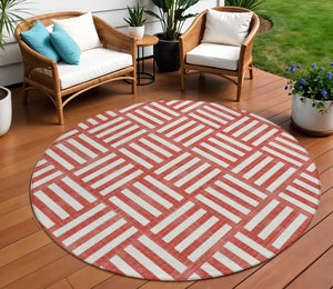 Homeroots 3' Artichoke Green Geometric Washable Area Rug - Stylish Indoor/Outdoor Design For Any Space 8' Round Polyester 578810