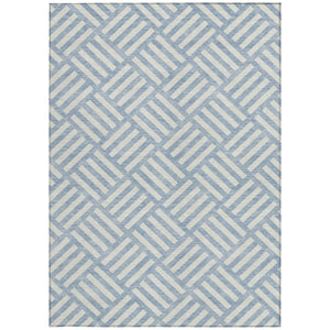 Homeroots 3' Artichoke Green Geometric Washable Area Rug - Stylish Indoor/Outdoor Design For Any Space 8' X 10' Polyester 578817