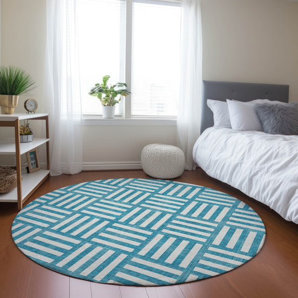 Homeroots 3' Artichoke Green Geometric Washable Area Rug - Stylish Indoor/Outdoor Design For Any Space 8' Round Polyester 578828