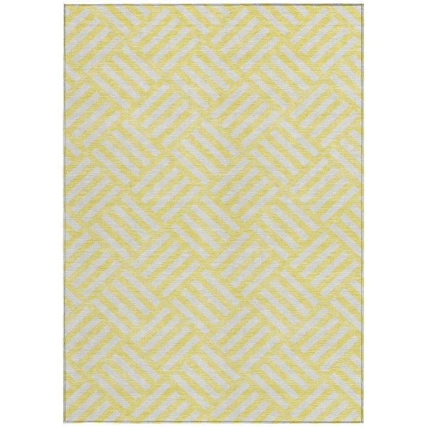 Homeroots 3' Artichoke Green Geometric Washable Area Rug - Stylish Indoor/Outdoor Design For Any Space 10' X 14' Polyester 578837