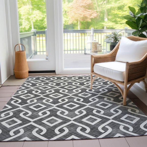 Homeroots 3' Aqua And Ivory Geometric Washable Area Rug - Perfect For Indoor Or Outdoor Spaces, Durable Design! 3' X 5' Polyester 578850