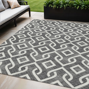 Homeroots 3' Aqua And Ivory Geometric Washable Area Rug - Perfect For Indoor Or Outdoor Spaces, Durable Design! 5' X 8' Polyester 578851