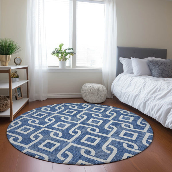 Homeroots 3' Aqua And Ivory Geometric Washable Area Rug - Perfect For Indoor Or Outdoor Spaces, Durable Design! 8' Round Polyester 578858