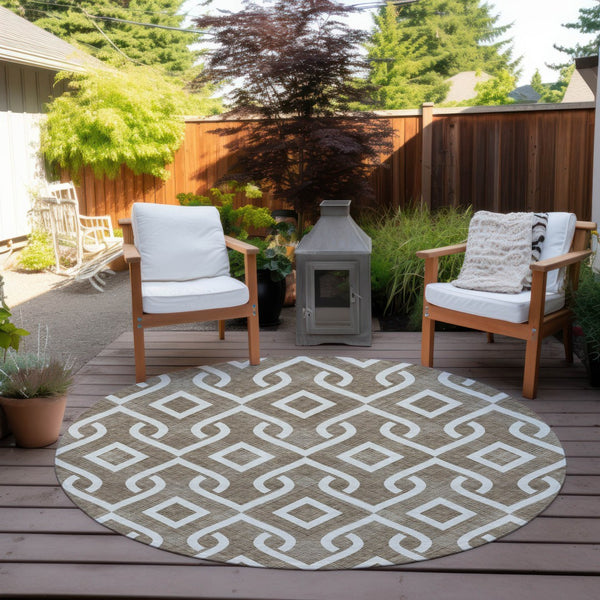 Homeroots 3' Aqua And Ivory Geometric Washable Area Rug - Perfect For Indoor Or Outdoor Spaces, Durable Design! 8' Round Polyester 578870