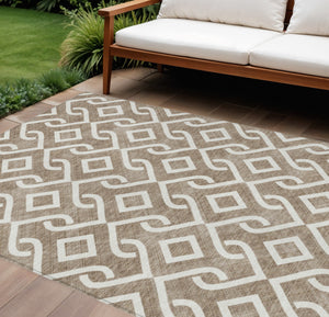 Homeroots 3' Aqua And Ivory Geometric Washable Area Rug - Perfect For Indoor Or Outdoor Spaces, Durable Design! 8' X 10' Polyester 578871