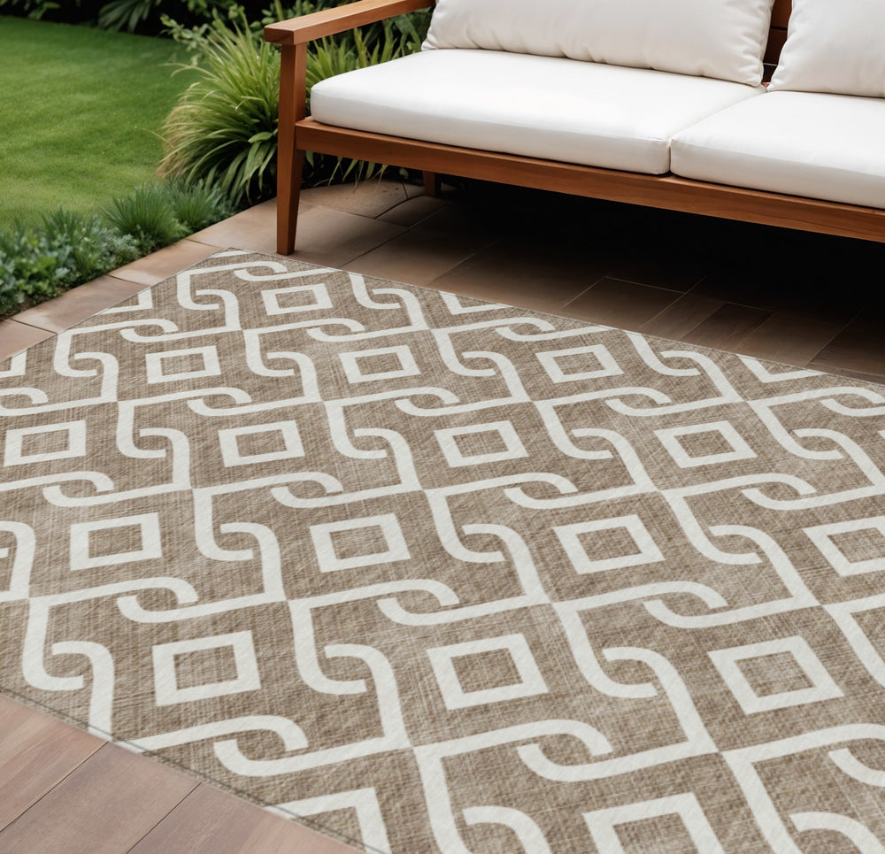 Homeroots 3' Aqua And Ivory Geometric Washable Area Rug - Perfect For Indoor Or Outdoor Spaces, Durable Design! 10' X 14' Polyester 578873