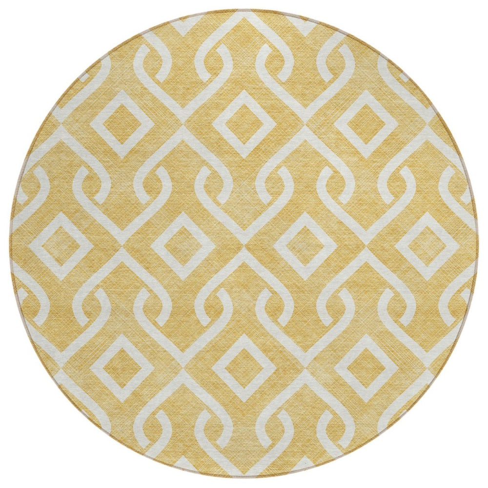 HomeRoots 5' Gold and Ivory Geometric Area Rug - Stylish, Washable Design for Indoor and Outdoor Spaces 8' Round 578888