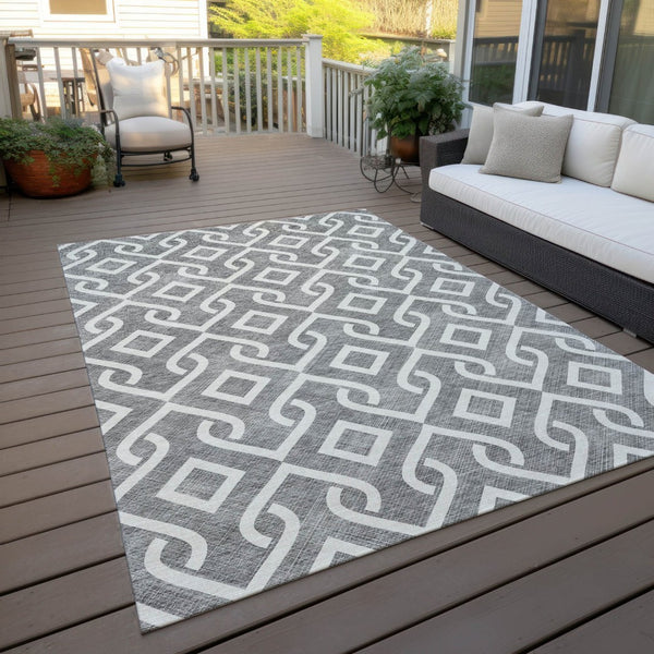 HomeRoots 9' Gray and Ivory Geometric Washable Area Rug - Durable, Stylish Design for Indoor and Outdoor Spaces 9' X 12' 578896