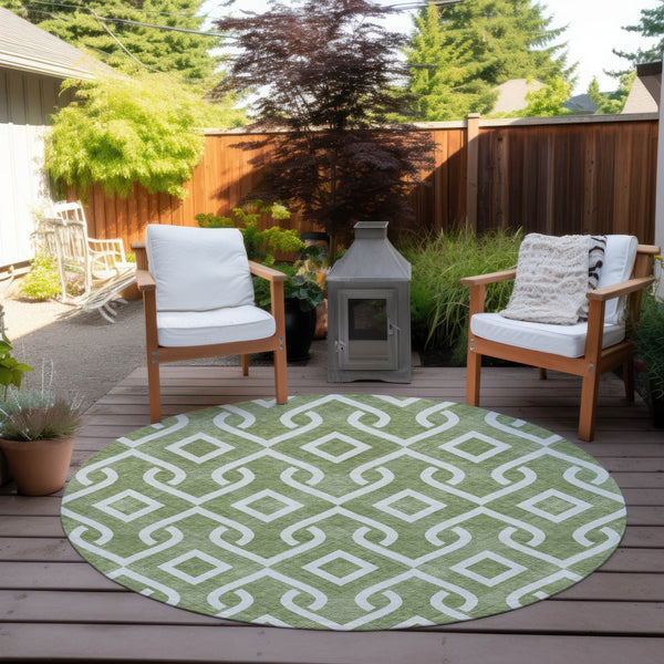 Homeroots 3' Aqua And Ivory Geometric Washable Area Rug - Perfect For Indoor Or Outdoor Spaces, Durable Design! 8' Round Polyester 578900