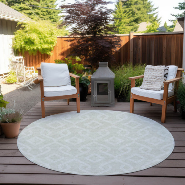 Homeroots 3' Aqua And Ivory Geometric Washable Area Rug - Perfect For Indoor Or Outdoor Spaces, Durable Design! 8' Round Polyester 578906