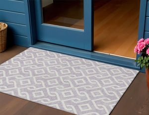 Homeroots 3' Aqua And Ivory Geometric Washable Area Rug - Perfect For Indoor Or Outdoor Spaces, Durable Design! 3' X 5' Polyester 578910