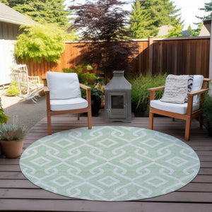 Homeroots 3' Aqua And Ivory Geometric Washable Area Rug - Perfect For Indoor Or Outdoor Spaces, Durable Design! 8' Round Polyester 578918