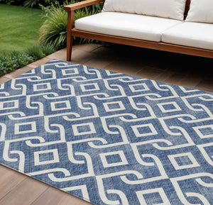 Homeroots 3' Aqua And Ivory Geometric Washable Area Rug - Perfect For Indoor Or Outdoor Spaces, Durable Design! 8' X 10' Polyester 578925
