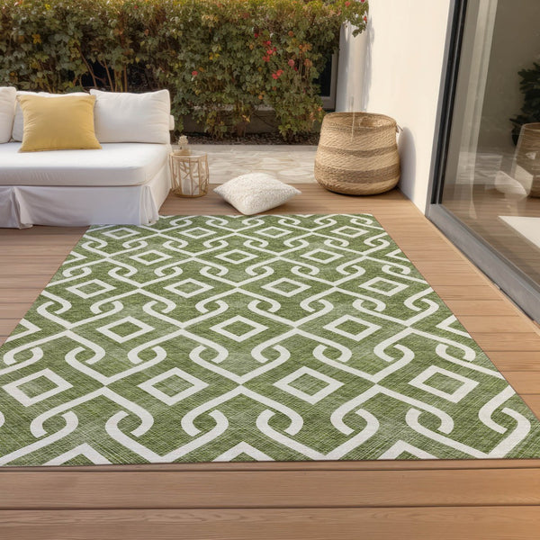 Homeroots 3' Aqua And Ivory Geometric Washable Area Rug - Perfect For Indoor Or Outdoor Spaces, Durable Design! 10' X 14' Polyester 578933