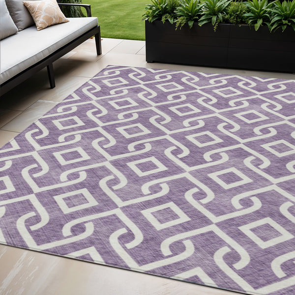 Homeroots 3' Aqua And Ivory Geometric Washable Area Rug - Perfect For Indoor Or Outdoor Spaces, Durable Design! 5' X 8' Polyester 578947