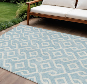 Homeroots 3' Aqua And Ivory Geometric Washable Area Rug - Perfect For Indoor Or Outdoor Spaces, Durable Design! 8' X 10' Polyester 578973