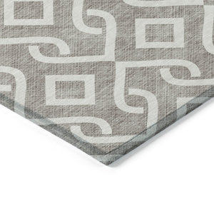 Homeroots 3' Aqua And Ivory Geometric Washable Area Rug - Perfect For Indoor Or Outdoor Spaces, Durable Design! 8' Round Polyester 578978