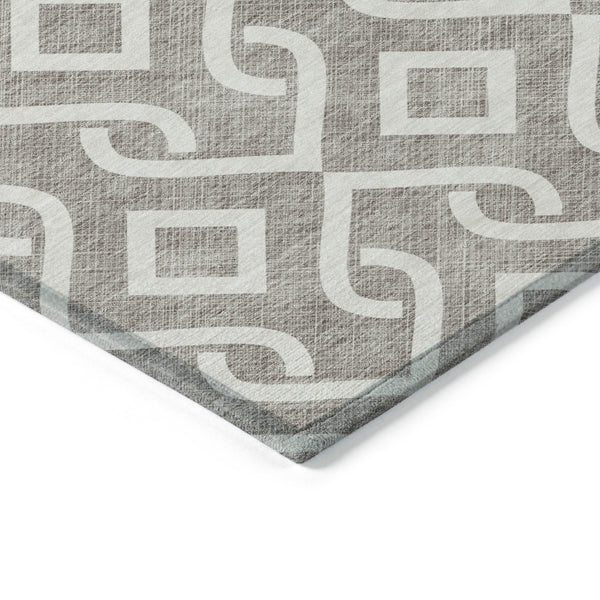 Homeroots 3' Aqua And Ivory Geometric Washable Area Rug - Perfect For Indoor Or Outdoor Spaces, Durable Design! 8' X 10' Polyester 578979