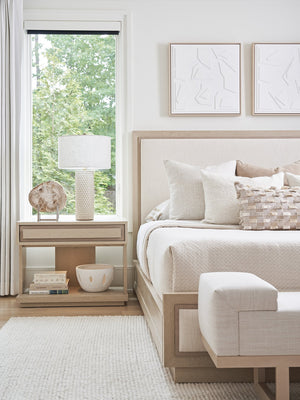 Lexington Tommy Bahama Home Grayson Upholstered Bed: Contemporary Design With Elegant Shadow Finish And Luxe Textured Fabric Sand Drift  578-144c