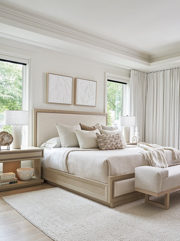 Lexington Tommy Bahama Home Grayson Upholstered Bed: Contemporary Design With Elegant Shadow Finish And Luxe Textured Fabric Sand Drift  578-144c