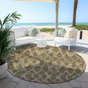 Homeroots 3' Stylish Beige Taupe Geometric Washable Area Rug For Indoor And Outdoor Spaces, Durable Design 8' Round Polyester 579014
