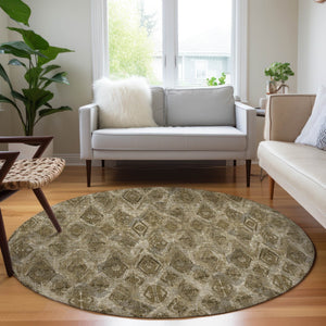 Homeroots 3' Stylish Beige Taupe Geometric Washable Area Rug For Indoor And Outdoor Spaces, Durable Design 8' Round Polyester 579014