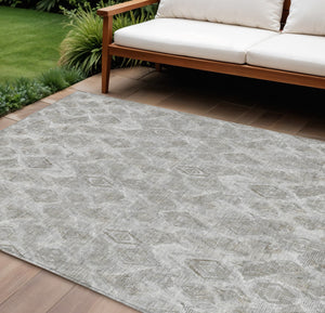 Homeroots 3' Stylish Beige Taupe Geometric Washable Area Rug For Indoor And Outdoor Spaces, Durable Design 10' X 14' Polyester 579023
