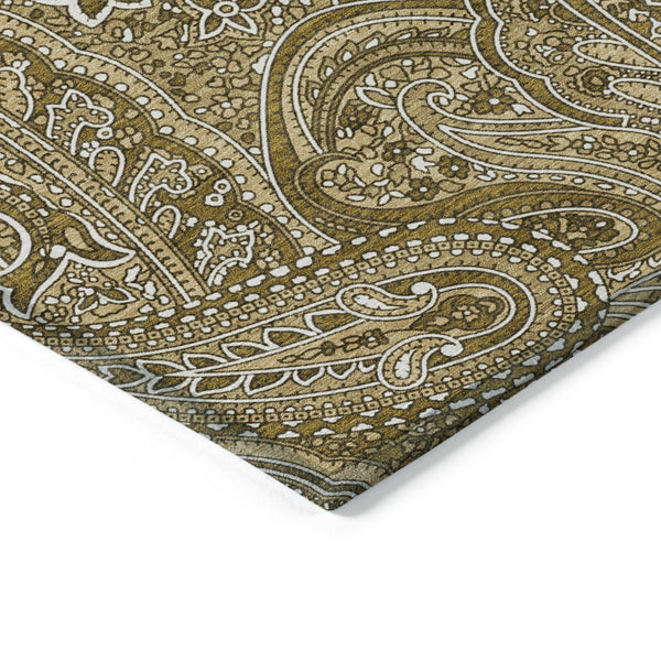Homeroots 3' Elegant Brown Tan Beige Paisley Washable Indoor Outdoor Area Rug For Stylish Living Spaces 5' X 8' Polyester 579025