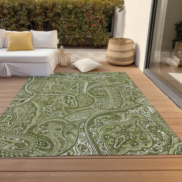 Homeroots 3' Elegant Brown Tan Beige Paisley Washable Indoor Outdoor Area Rug For Stylish Living Spaces 8' X 10' Polyester 579039
