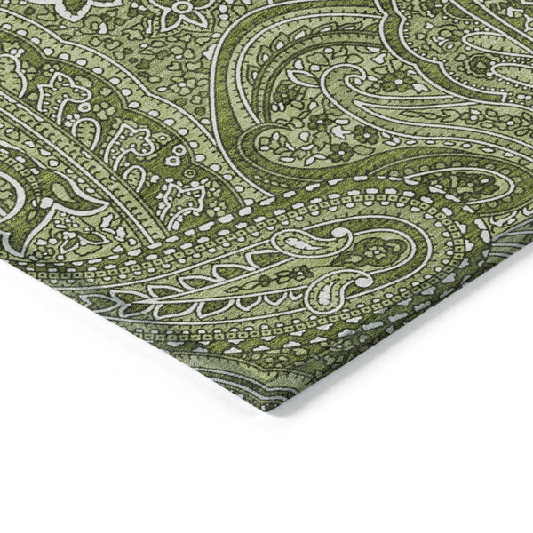 Homeroots 3' Elegant Brown Tan Beige Paisley Washable Indoor Outdoor Area Rug For Stylish Living Spaces 8' X 10' Polyester 579039
