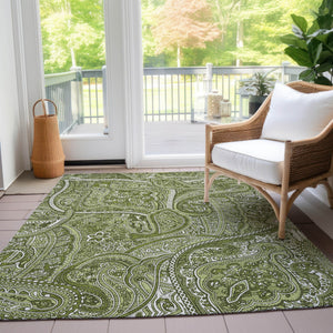 Homeroots 3' Elegant Brown Tan Beige Paisley Washable Indoor Outdoor Area Rug For Stylish Living Spaces 9' X 12' Polyester 579040