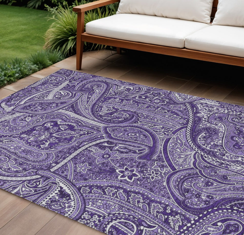 HomeRoots 9' Elegant Purple Lavender and Silver Paisley Washable Indoor Outdoor Area Rug for Versatile Spaces 9' X 12' 579052