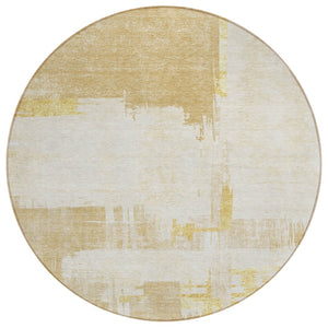 HomeRoots 5' Versatile Beige Gold Tan Abstract Washable Area Rug for Indoor Outdoor High-Traffic Spaces 8' Round 579062