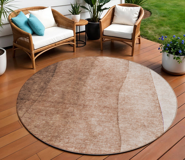 Homeroots 3' Denim Blue And Navy Ombre Washable Area Rug – Perfect For Indoor And Outdoor Living Spaces! 8' Round Polyester 579104
