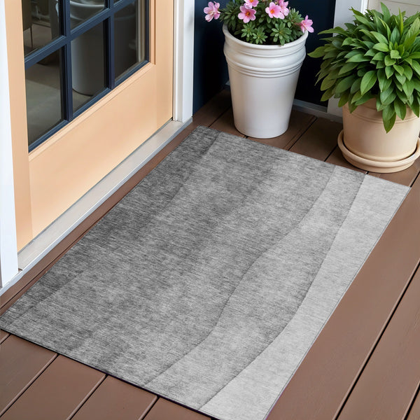 Homeroots 3' Denim Blue And Navy Ombre Washable Area Rug – Perfect For Indoor And Outdoor Living Spaces! 3' X 5' Polyester 579108
