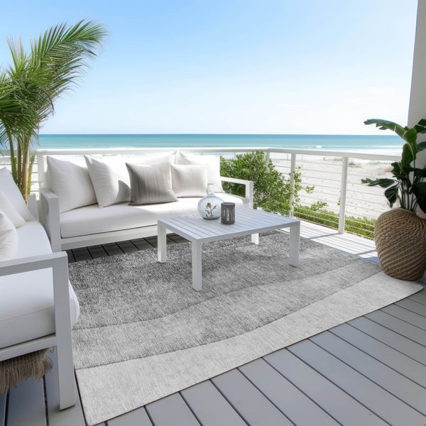 Homeroots 3' Denim Blue And Navy Ombre Washable Area Rug – Perfect For Indoor And Outdoor Living Spaces! 3' X 5' Polyester 579108