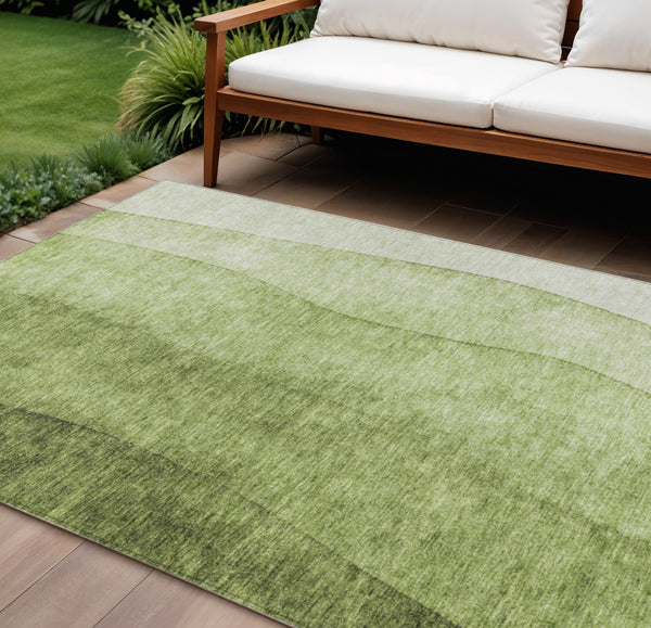 Homeroots 3' Denim Blue And Navy Ombre Washable Area Rug – Perfect For Indoor And Outdoor Living Spaces! 9' X 12' Polyester 579124