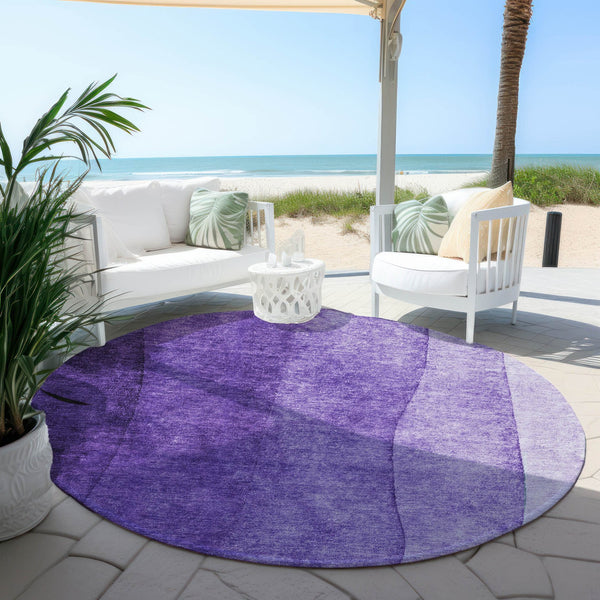Homeroots 3' Denim Blue And Navy Ombre Washable Area Rug – Perfect For Indoor And Outdoor Living Spaces! 8' Round Polyester 579134