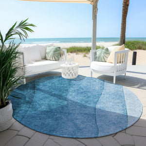 Homeroots 3' Denim Blue And Navy Ombre Washable Area Rug – Perfect For Indoor And Outdoor Living Spaces! 8' Round Polyester 579146