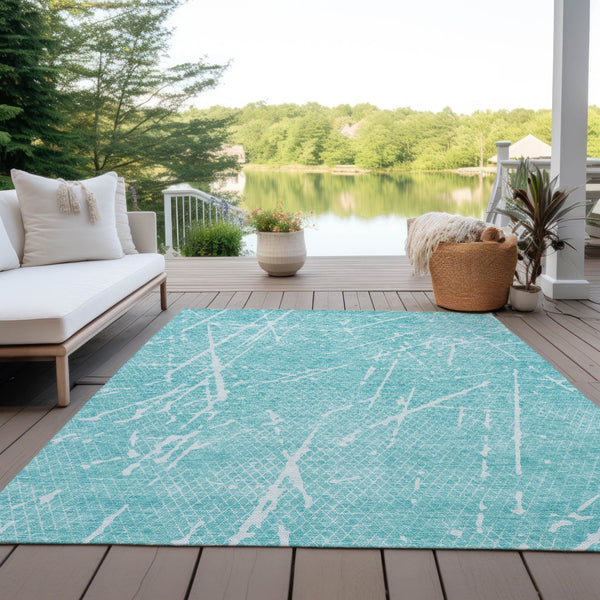 Homeroots 3' Artichoke Green And Ivory Abstract Washable Area Rug - Ideal For Indoor And Outdoor Spaces 3' X 5' Polyester 579234