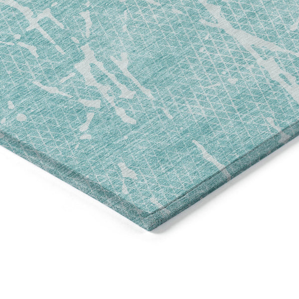 Homeroots 3' Artichoke Green And Ivory Abstract Washable Area Rug - Ideal For Indoor And Outdoor Spaces 5' X 8' Polyester 579235