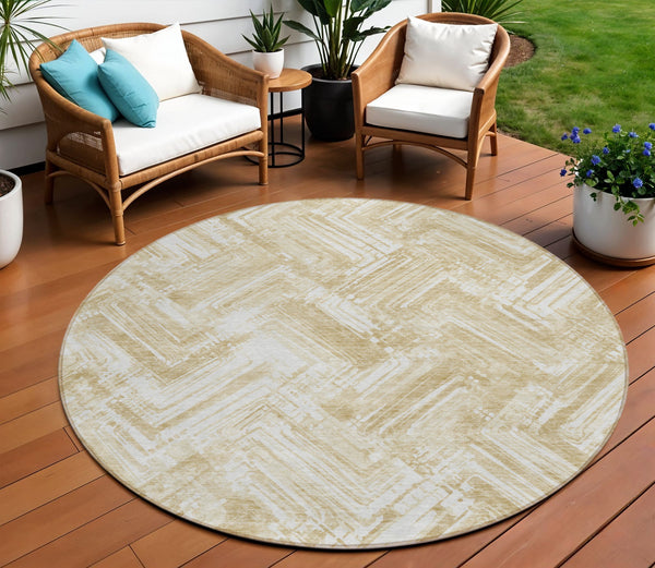 Homeroots 3' Geometric Washable Indoor Outdoor Area Rug - Durable, Stylish, And Stain-resistant For All Spaces 8' Round Polyester 579260