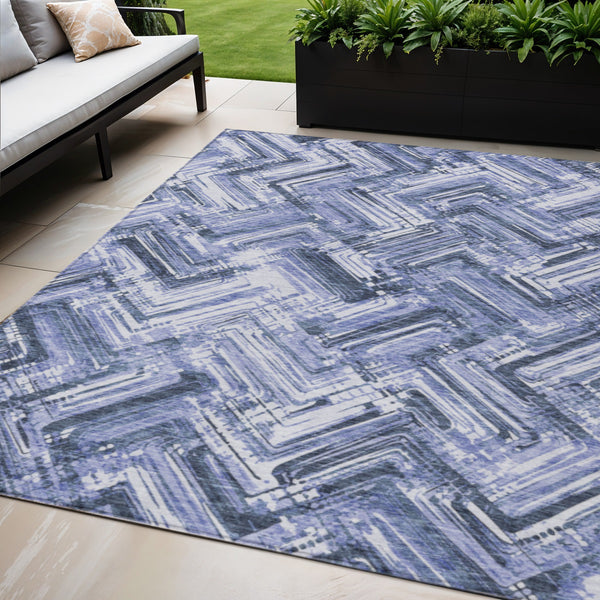 Homeroots 3' Geometric Washable Indoor Outdoor Area Rug - Durable, Stylish, And Stain-resistant For All Spaces 5' X 8' Polyester 579265